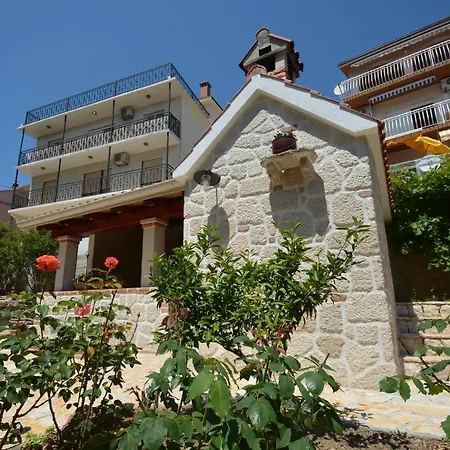 Vesela 1 Apartamento